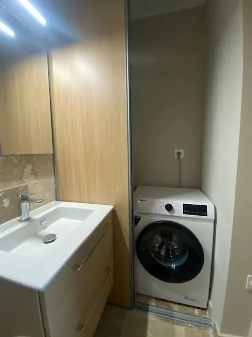 Duplex Sur Nice - Liberation 0*,  France